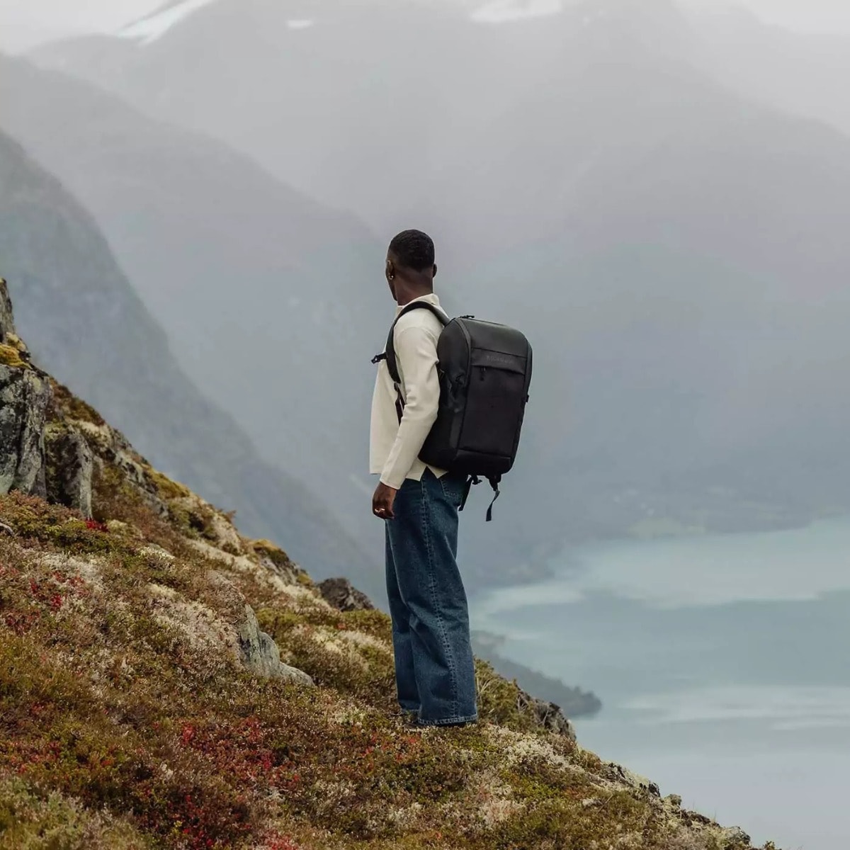 Seljakott Beckmann Street FLX Black maht 30-35l