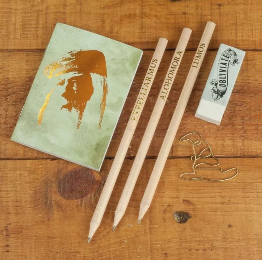 KIRJATARVETE KOMPLEKT HOGWARTS